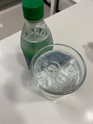 몽베스트 Montbest with Sparkling water Lime20병 — 5점을 준 리뷰어가 2021년 10월 올린 사용 사진