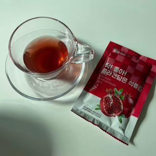 미쁨생활건강 콜라겐 담은 석류즙 70ml x 30포 — 5점을 준 리뷰어가 2021년 9월 올린 사용 사진