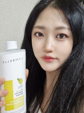 랑벨 내츄럴 딥 클렌징 워터 500ml — 5점을 준 리뷰어가 2022년 6월 올린 사용 사진