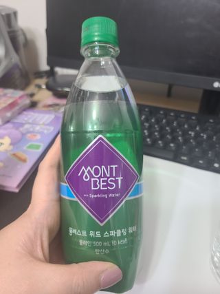 몽베스트 Montbest with Sparkling water Plain 20병 — 5점을 준 리뷰어가 2023년 2월 올린 사용 사진
