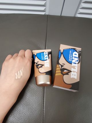 약손명가코스메틱 에오스보떼 블라인드 비비크림 50ml — 5점을 준 리뷰어가 2021년 8월 올린 사용 사진