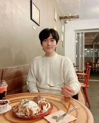 카페 더달달 [더달달 역삼점] 팬케이크 or 와플 + 음료2 + 쇼콜라1 — 5점을 준 리뷰어가 2021년 11월 올린 사용 사진