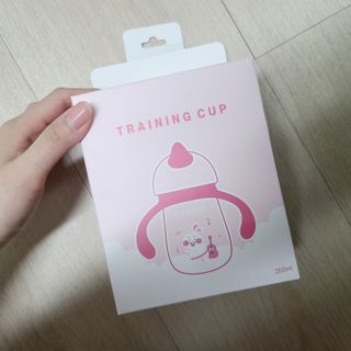 유비맘 트라이탄 코니빨대컵_컬러 랜덤 발송 — 5점을 준 리뷰어가 2021년 3월 올린 사용 사진
