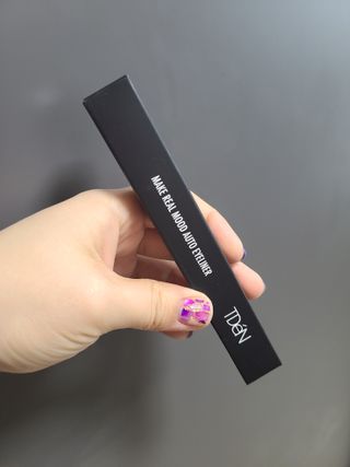 틸디앤 메이크 리얼무드 오토 아이라이너 — 5점을 준 리뷰어가 2021년 12월 올린 사용 사진