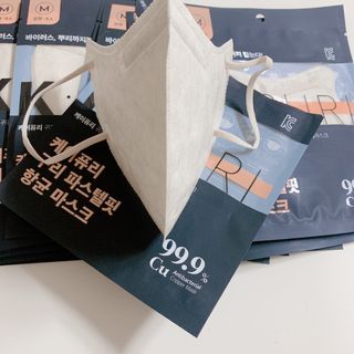[케이퓨리] 케이퓨리 항균 구리마스크 15매 (대형/중형/키즈) — 5점을 준 리뷰어가 2022년 11월 올린 사용 사진