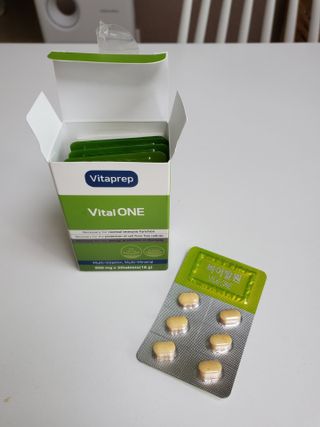 뉴트리션팩토리 비타프렙 바이탈원 종합비타민 멀티비타민 600mg — 4.5점을 준 리뷰어가 2021년 7월 올린 사용 사진
