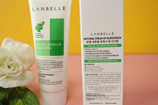 랑벨 내츄럴 프레시 업 선크림 75ml — 5점을 준 리뷰어가 2022년 5월 올린 사용 사진