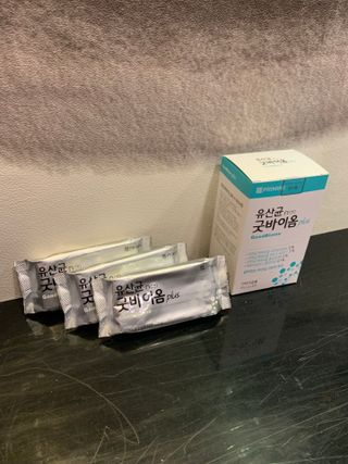 프리마인 유산균 국가지정연구소 선정, 살아있는 생유산균 200억 마리의 힘. 유산균n굿바이옴플러스 — 5점을 준 리뷰어가 2021년 11월 올린 사용 사진