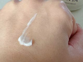 록타비아 Artisan Complete Face Cream — 3.5점을 준 리뷰어가 2024년 2월 올린 사용 사진