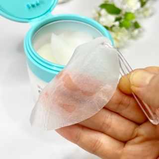 리더스코스메틱 리더스 카밍 바이오틱스 퀵 수딩 패드 — 5점을 준 리뷰어가 2022년 4월 올린 사용 사진