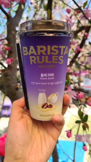 바리스타룰스 돌체 라떼 — 3점을 준 리뷰어가 2023년 4월 올린 사용 사진