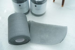 [생활공작소] 일회용 수세미 미니_그레이 60매 x 3입 — 5점을 준 리뷰어가 2021년 3월 올린 사용 사진