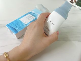 [스킨1004] 마다가스카르 센텔라 히알루-시카 워터핏 선세럼 50ml — 5점을 준 리뷰어가 2024년 5월 올린 사용 사진