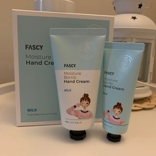 파시 FASCY 高保湿ハンドクリーム40ml+80ml セット — 5점을 준 리뷰어가 2021년 8월 올린 사용 사진
