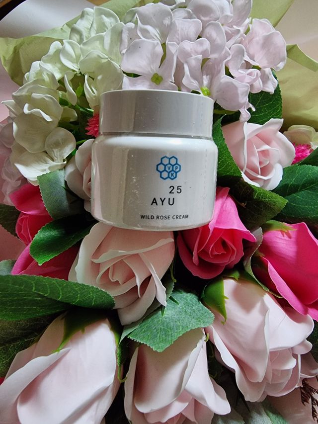 AYU25[아유트웬티파이브]다마스크로즈워터 베이스 천연 수분 촉촉 크림 리뷰 사진