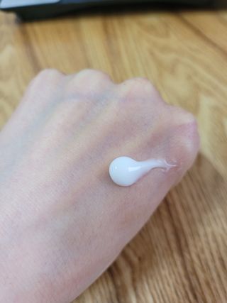 셀프 모이스처라이징 프로텍션 크림 셀프 모이스처라이징 프로텍션크림 — 5점을 준 리뷰어가 2022년 4월 올린 사용 사진