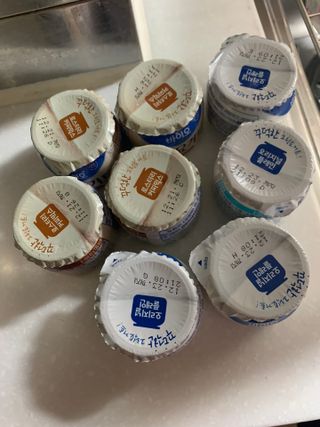 매일바이오 그릭요거트 오리지널 플레인 4개, 로스터리 커피믹스 4개 — 5점을 준 리뷰어가 2021년 12월 올린 사용 사진