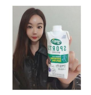 셀렉스스포츠 셀렉스 스포츠 드링크 초콜릿 _ 330ml x 12팩 — 5점을 준 리뷰어가 2021년 10월 올린 사용 사진