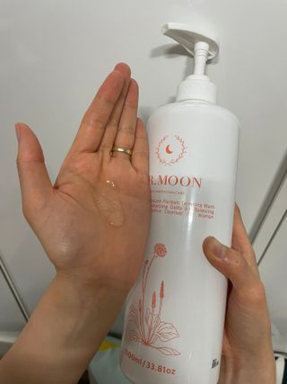 프리[닥터문] 유산균 락토케어 질경초 여성청결제 1000ml (젤타입) — 5점을 준 리뷰어가 2022년 6월 올린 사용 사진