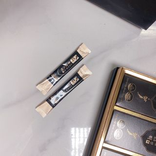 헬스업_천명진프리미엄홍삼스틱_10ml x 30포 — 5점을 준 리뷰어가 2021년 2월 올린 사용 사진