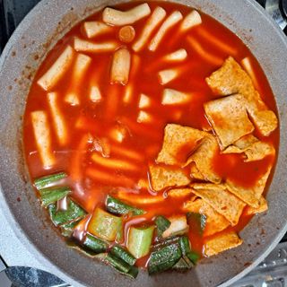 응큼떡볶이 — 5점을 준 리뷰어가 2021년 3월 올린 사용 사진