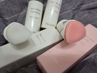 [트윙클라] 안티멜라 수딩 워터밤+안티링클 샤이닝 멀티밤 — 5점을 준 리뷰어가 2022년 6월 올린 사용 사진