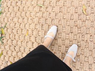 로서울 Rowie mary jane shoes Velvet, Ecoclean — 5점을 준 리뷰어가 2021년 10월 올린 사용 사진