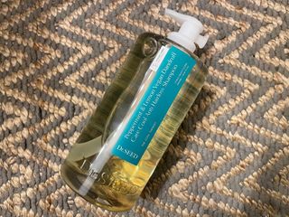 닥터시드 페퍼민트 앤 레몬 비건 비듬케어 쿨 탈모 샴푸 (1000ml) — 4.5점을 준 리뷰어가 2024년 1월 올린 사용 사진