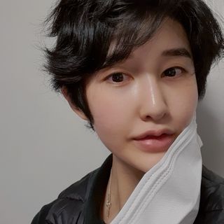 위케어 원데이 덴탈마스크 50매 화이트 대형 국내생산 — 4점을 준 리뷰어가 2021년 2월 올린 사용 사진