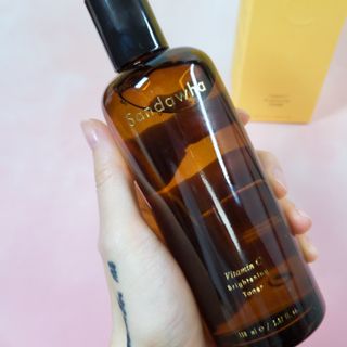 스킨큐어 산다화 비타민c 화이트닝 토너 150ml — 5점을 준 리뷰어가 2021년 12월 올린 사용 사진