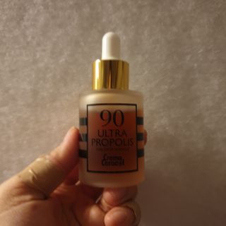 자민경 크레마카라콜 울트라 90 프로폴리스 앰플 — 5점을 준 리뷰어가 2020년 12월 올린 사용 사진