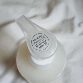 소담스퀘어 상암 네쉬 소이 바이옴 스칼프 밸런싱 샴푸 — 5점을 준 리뷰어가 2022년 11월 올린 사용 사진