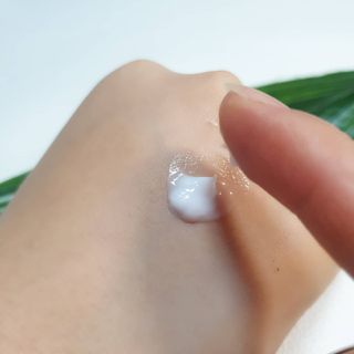 닥터스피지에이 닥터스 피지에이 딥 케어 모이스처라이징 크림 — 4점을 준 리뷰어가 2021년 6월 올린 사용 사진