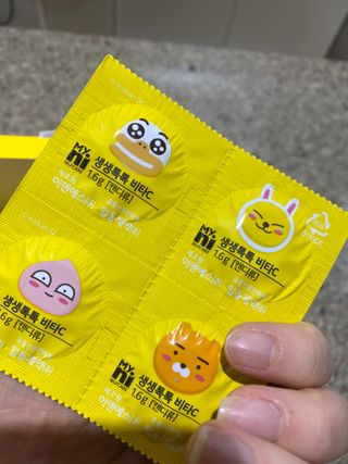 일동제약 마이니 마이니 생생톡톡비타C — 5점을 준 리뷰어가 2021년 2월 올린 사용 사진