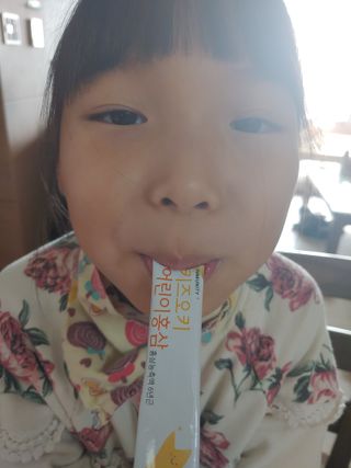 [이뮤니티플러스]우리아이 면역오키, 건강오키 _ 키즈오키 어린이홍삼 10포 1box — 2점을 준 리뷰어가 2022년 1월 올린 사용 사진