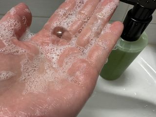 프리마인 메이크업과 들뜨는 각질까지 한방에 깐달걀로! 순하기까지한 셀베이스 그린티클렌저(200ml) — 4점을 준 리뷰어가 2023년 3월 올린 사용 사진