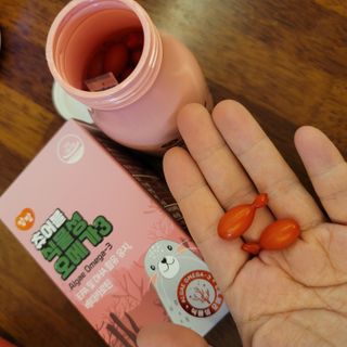 앙팡 츄어블 식물성 오메가3 1000mg x 80캡슐 — 5점을 준 리뷰어가 2022년 10월 올린 사용 사진