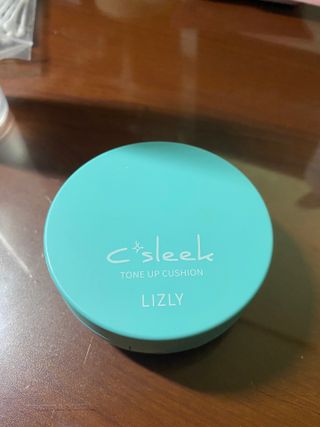 리즐리 씨슬릭 톤업 쿨링 쿠션 15g — 4점을 준 리뷰어가 2021년 7월 올린 사용 사진