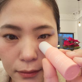 스킨큐어 산다화 카멜리아 안티 링클 멀티밤 — 5점을 준 리뷰어가 2022년 12월 올린 사용 사진