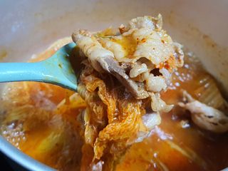 [푸딩팩토리] 얼큰김치수제비 350g  / 우삼겹 김치찌개 185g — 5점을 준 리뷰어가 2022년 10월 올린 사용 사진
