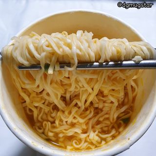 NISSIN 닛신 컵누들  4종 - 씨푸드오리지날, 씨푸드 스파이시, 씨푸드 커리, 씨푸드 XO소스 — 5점을 준 리뷰어가 2022년 5월 올린 사용 사진