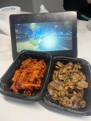 [닭집아들] 직화튤립닭발 & 마늘근위볶음 — 5점을 준 리뷰어가 2023년 10월 올린 사용 사진