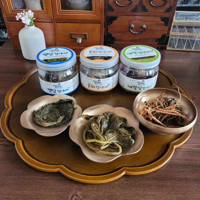 [써니장아찌] 새싹삼, 깻잎, 곰취 장아찌 3종 세트 리뷰 사진