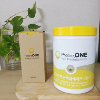 프로티원 단백질쉐이크 곡물맛 2주분 1통+보틀 — 5점을 준 리뷰어가 2021년 4월 올린 사용 사진