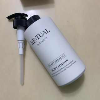 레츄얼 더 센트 바디로션 시크릿 파라다이스(500ml) — 5점을 준 리뷰어가 2022년 7월 올린 사용 사진