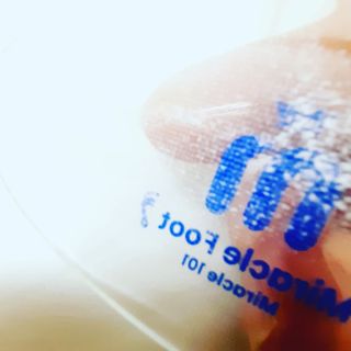 미라클풋 유리발각질제거기 물없이 쓱싹쓱싹 몇번만에 발각질 완벽제거 — 5점을 준 리뷰어가 2021년 9월 올린 사용 사진
