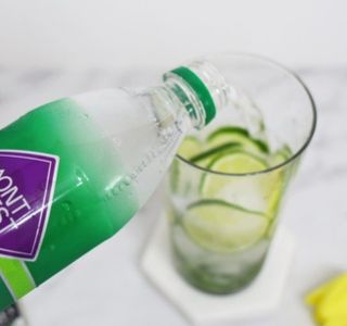 몽베스트 Montbest with Sparkling water Plain 20병 — 4.5점을 준 리뷰어가 2022년 8월 올린 사용 사진