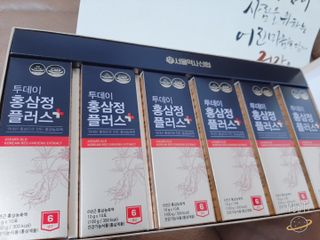 서울약사신협_투데이홍삼정플러스스틱_10g x 60포 — 5점을 준 리뷰어가 2021년 7월 올린 사용 사진
