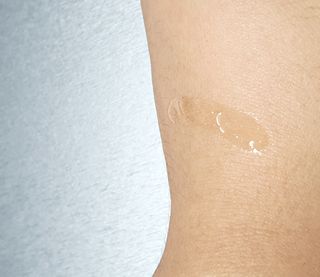 브에노 파리퀸 윌 페이스 오일 — 5점을 준 리뷰어가 2021년 8월 올린 사용 사진
