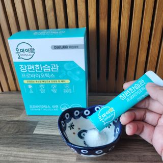 [유산균] 오마이락 장편한습관 프로바이오틱스 30P — 5점을 준 리뷰어가 2022년 12월 올린 사용 사진